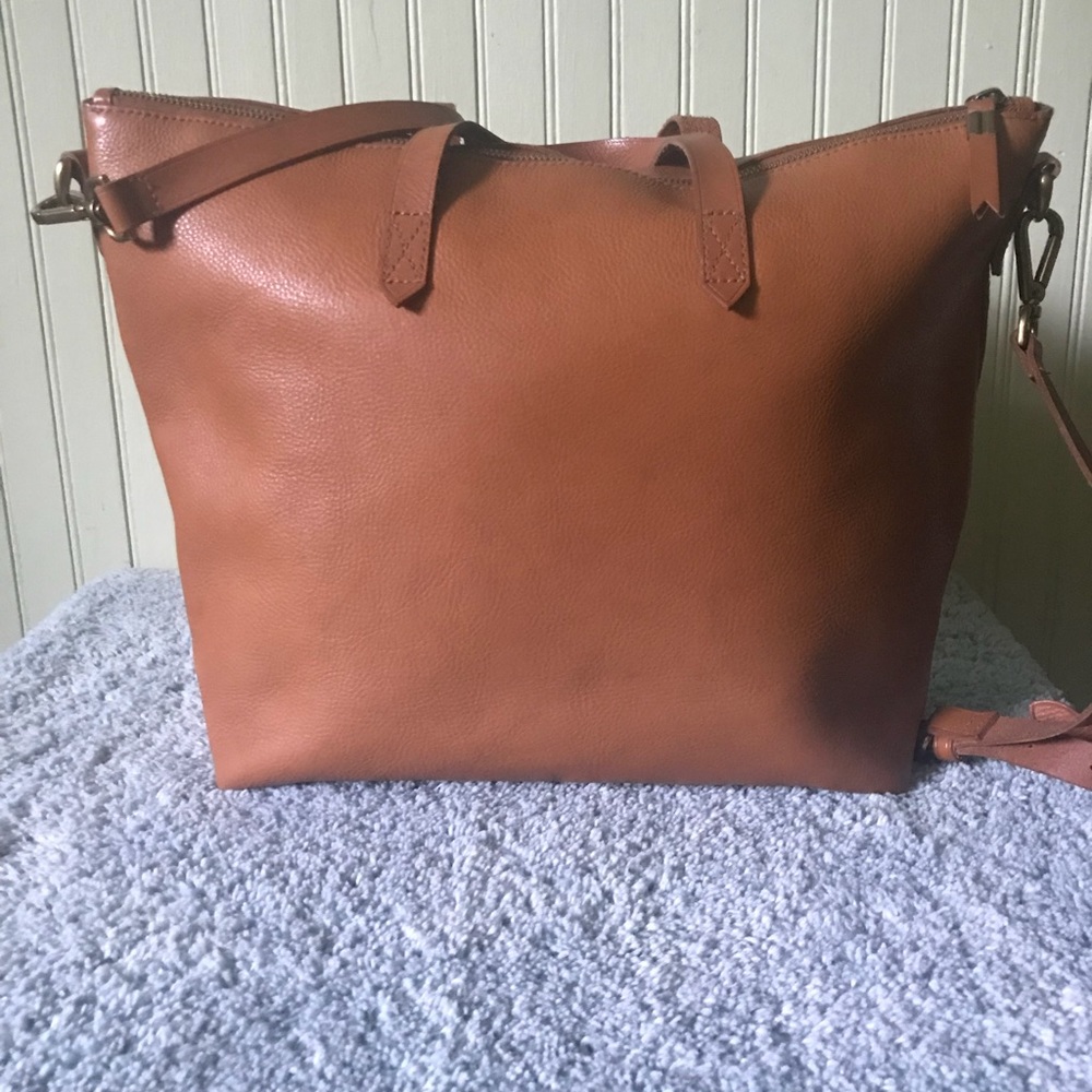 Madewell Transport Tote English Saddle.